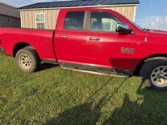 BUY DODGE RAM 1500 2010 4WD QUAD CAB 140.5