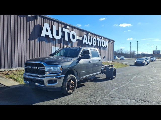 BUY RAM 3500 CHASSIS CAB 2022 TRADESMAN 4WD CREW CAB 60