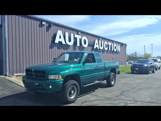 BUY DODGE RAM 2500 1999 4DR QUAD CAB 139