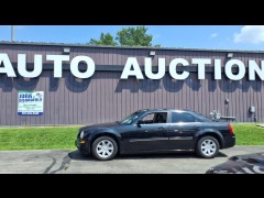 BUY CHRYSLER 300 2005 4DR SDN 300 TOURING *LTD AVAIL*, Columbia Central Missouri Auto Auction